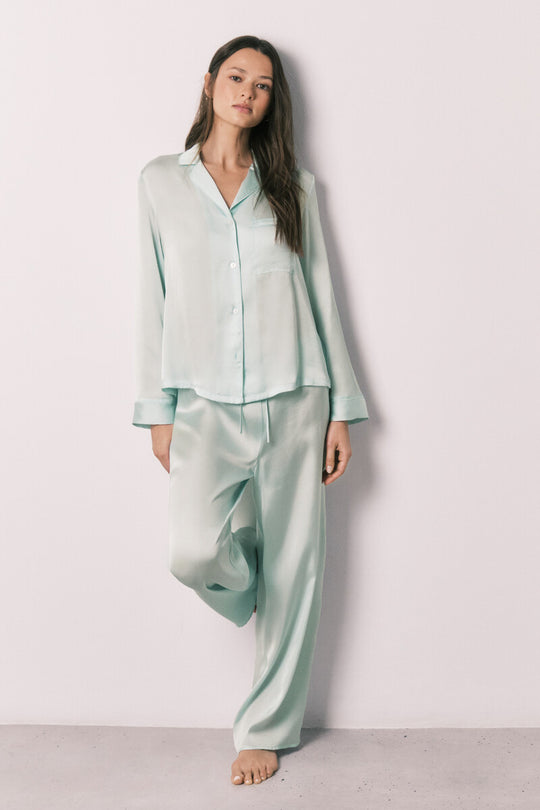 Green satin classic long pyjamas