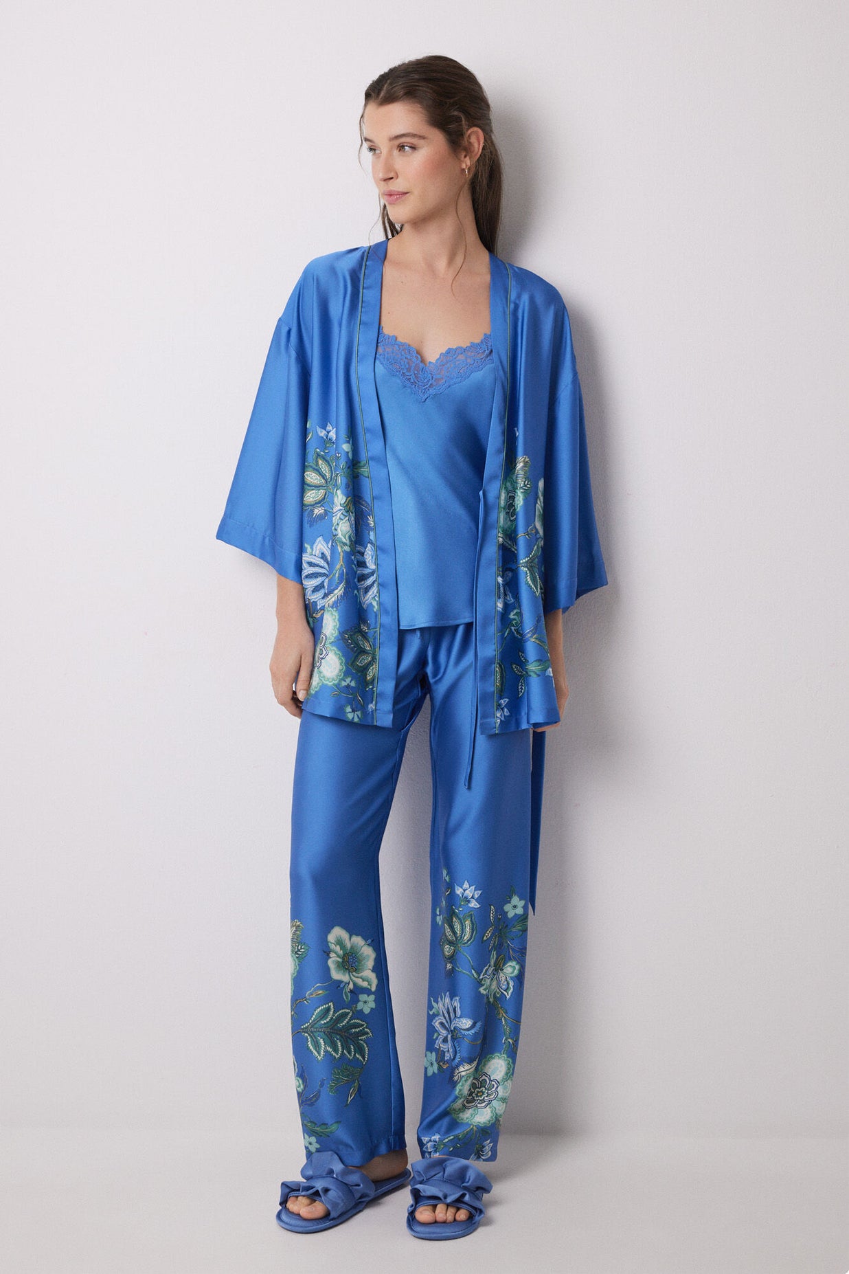 Blue Print Pyjama|Blue satin and lace pyjamas set|Women'secret