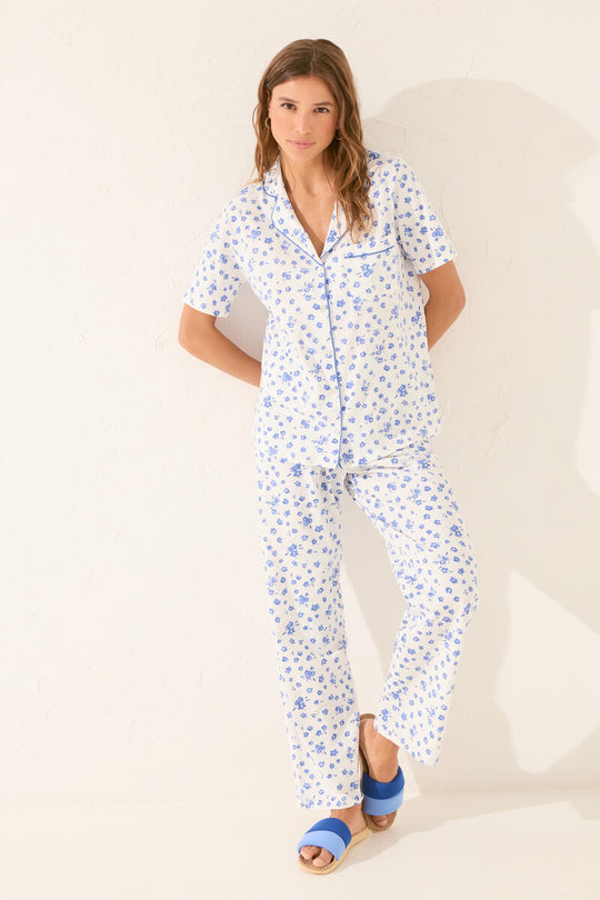 White floral classic pyjamas
