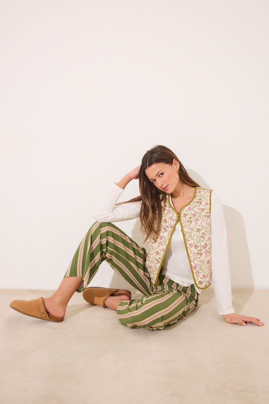 Reversible gilet 100% cotton green stamps