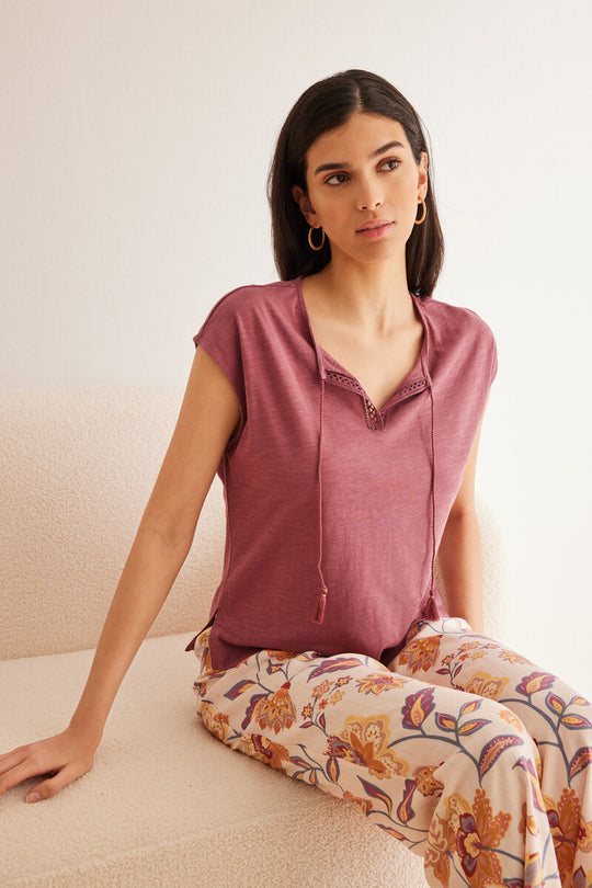 تي شيرت نسيج بلون خمري