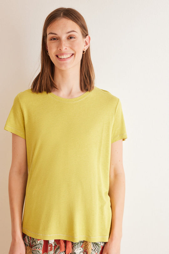 Khaki short-sleeved T-shirt
