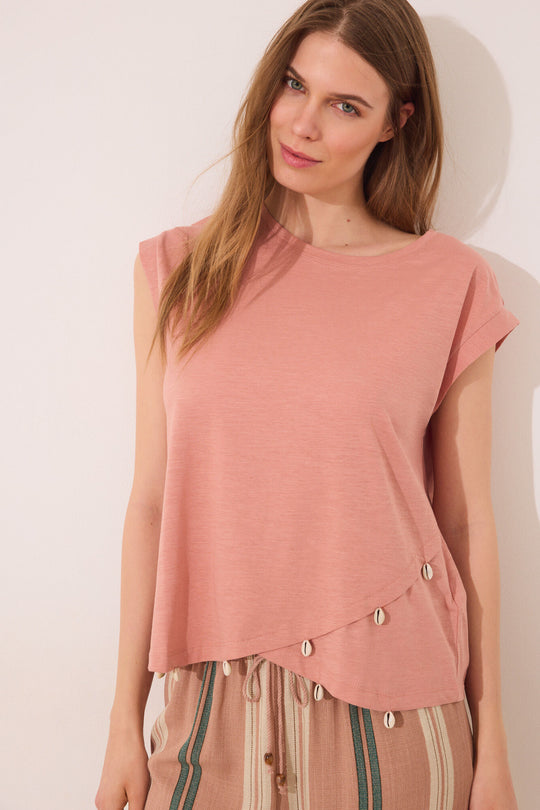 تيشيرت بأكمام باللون البرتقالي