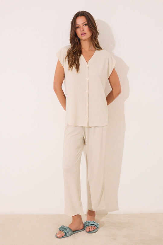 طقم نسائي بنطلون وتيشيرت بلون ابيض بلوريكس