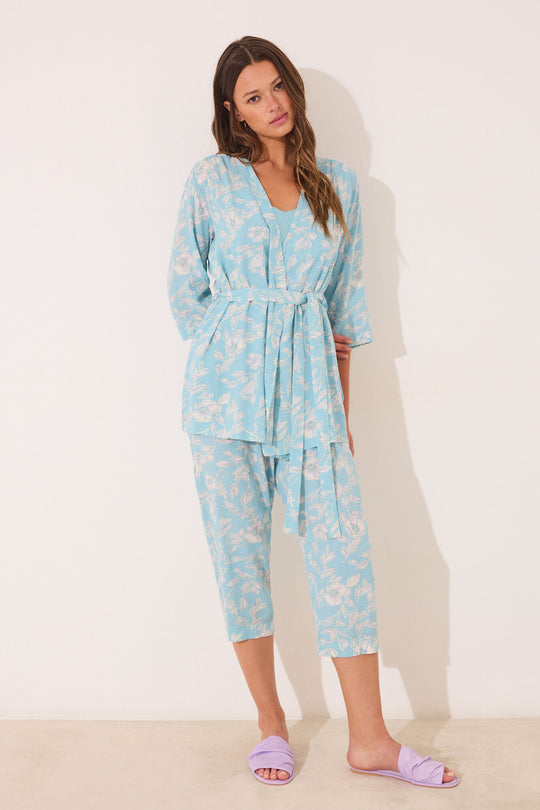 T-shirt, trouser and robe set