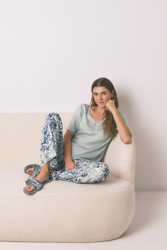 Green floral viscose satin pyjamas