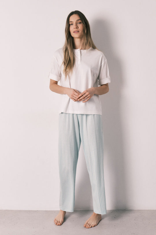Short-sleeved cotton pajamas with green striped pants