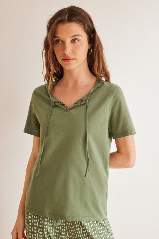 بيجاما خضراء بنقشة هندسية من القطن 100% بلون أخضر