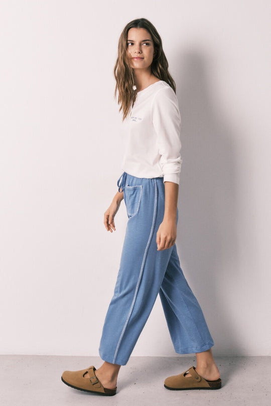 Blue 100% cotton capri pants