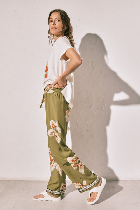 Floral print long trousers