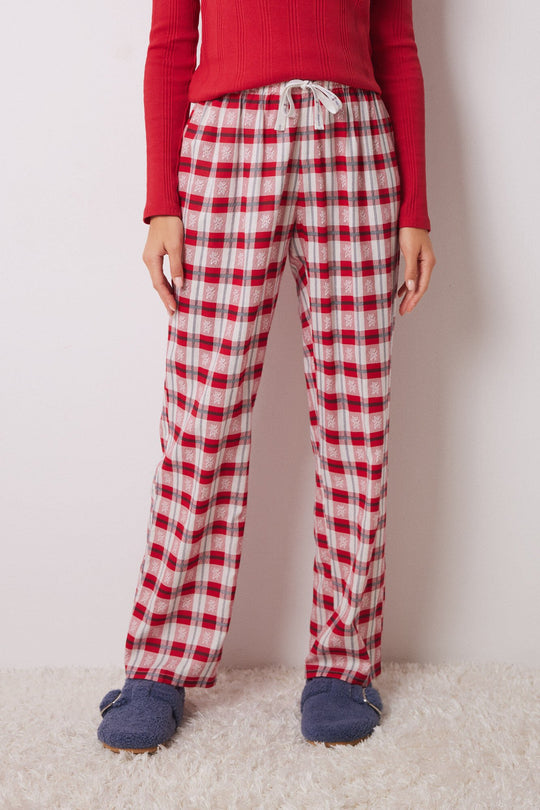 Red plaid pyjamas pants