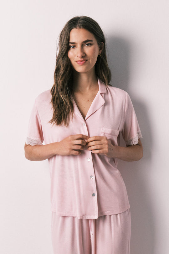 Pink viscose and lace capri pyjamas