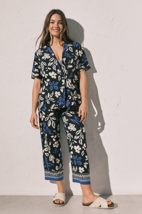 Blue floral classic capri pyjamas