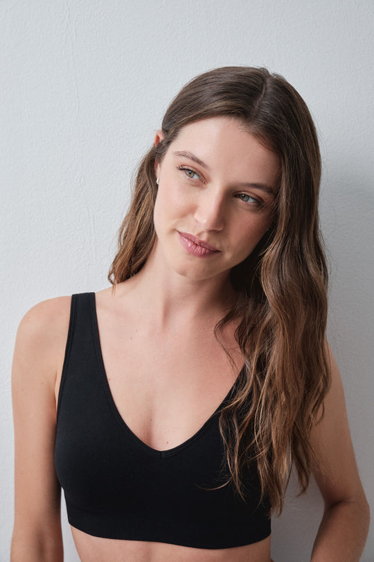 Black microfibre halterneck top bra