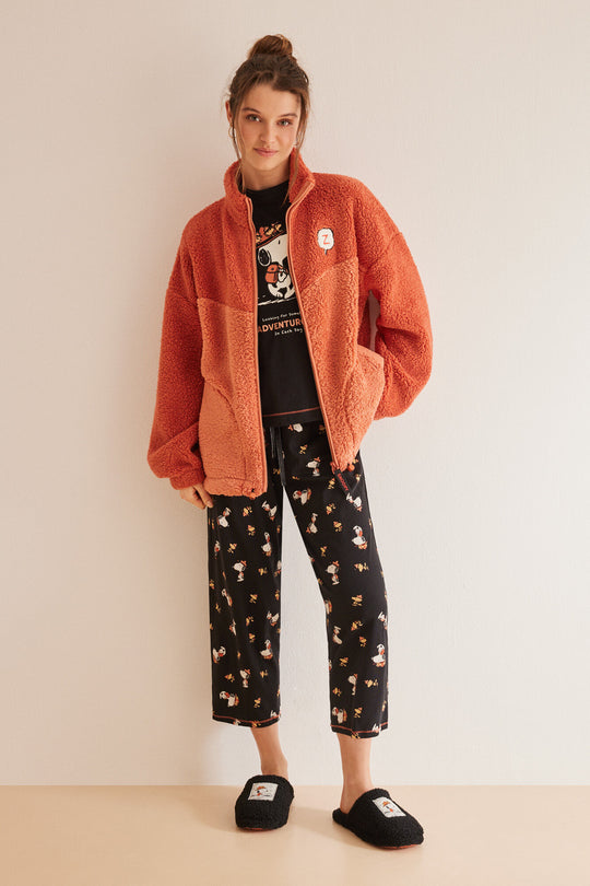 جاكيت سنوبي برتقالية مزيفة من الفرو