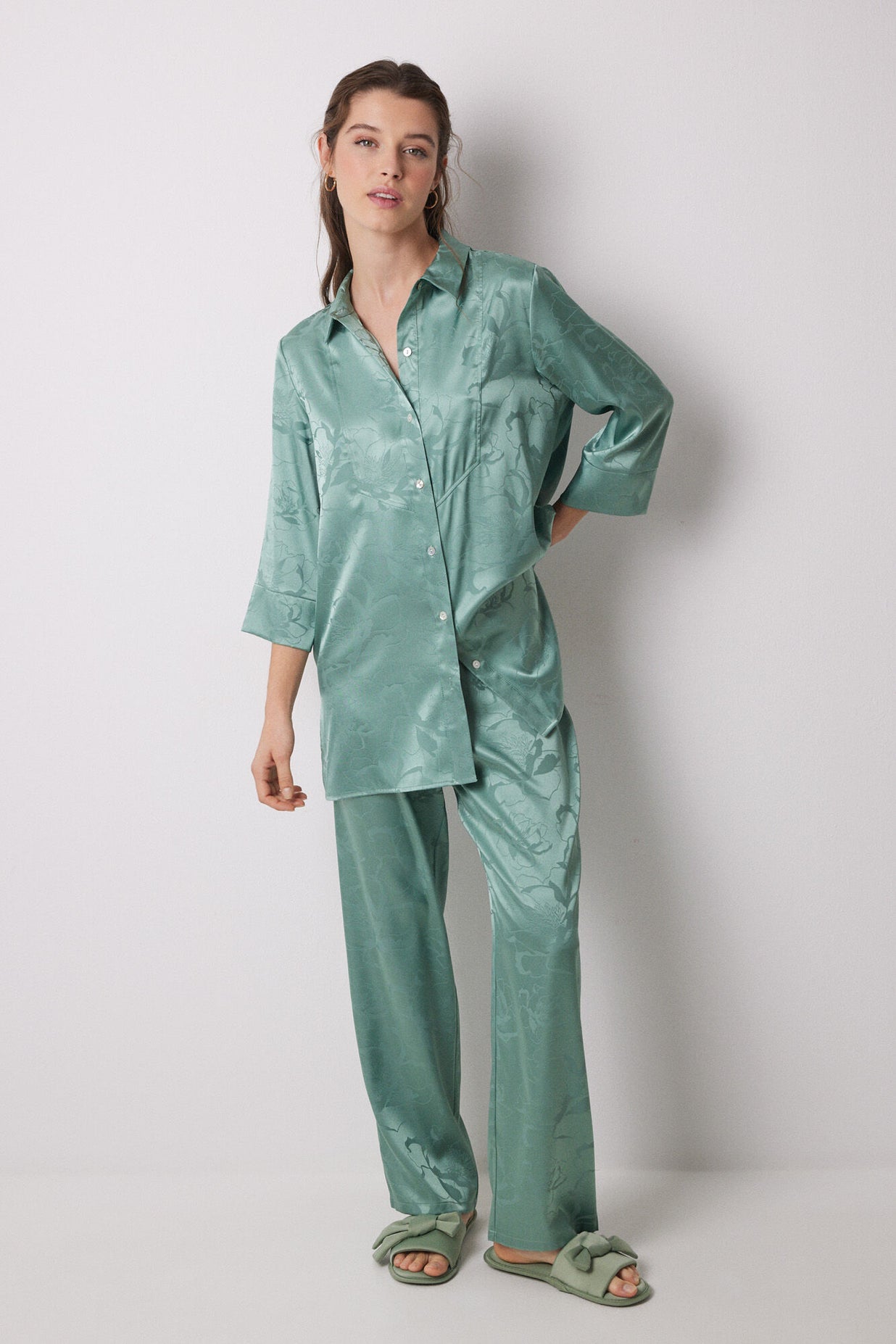 Green Pyjama|Long green jacquard satin pajama shirt|Women'secret