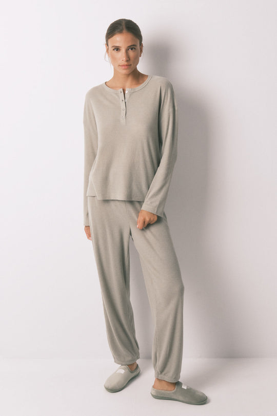 Long green waffle texture pajamas