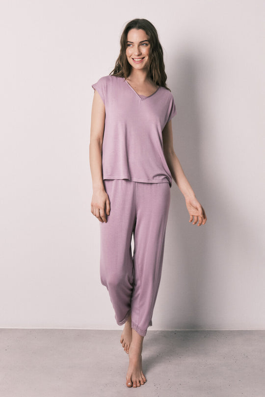 Pink soft-touch viscose Capri pajamas
