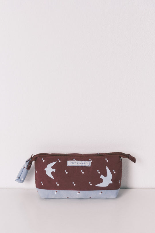 حقيبة مكياج صغيرة عنابية بطبعة طيور