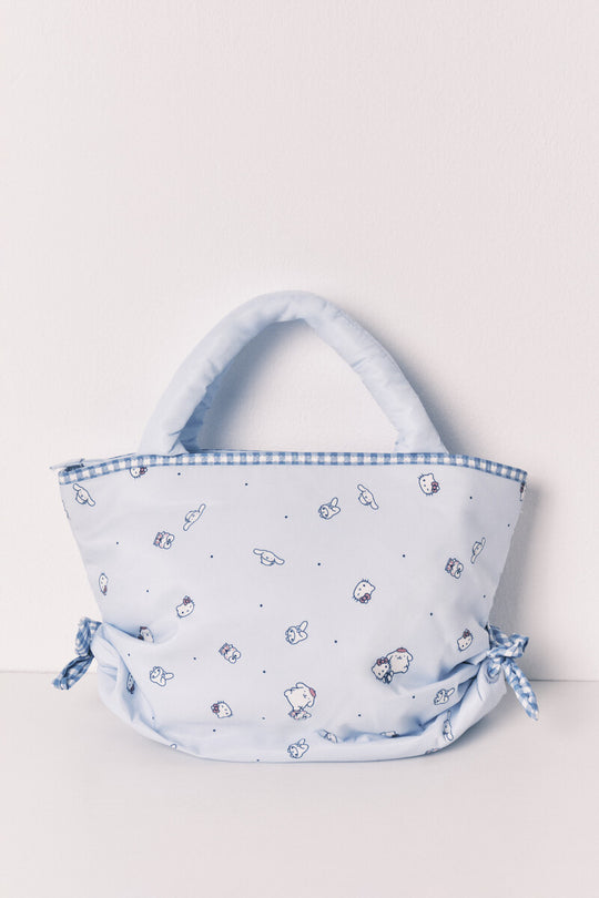 Hello Kitty bow toiletry bag