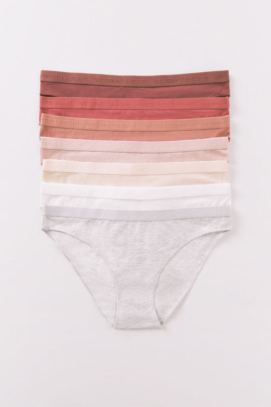 طقم 7 ثونغ قطنية بيضاء مطبوعة