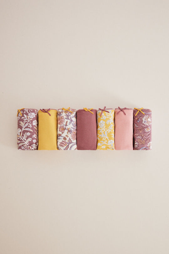 سبع حزم من السراويل الداخلية المطبوعة الكلاسيكية