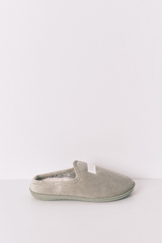 شبشب منزلي نسائي من الفيلور الأخضر