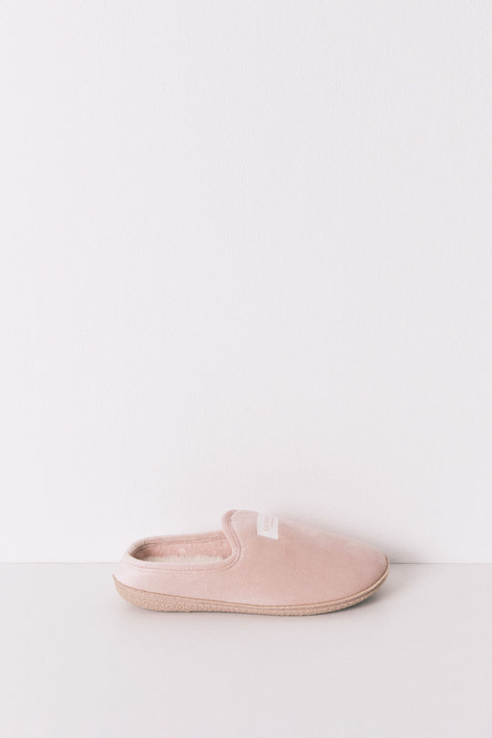 شبشب نسائي فيلور وردي مريح