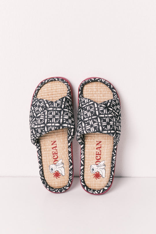 Ethnic print cross-strap slippers