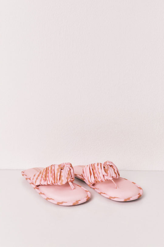Colour wave strap slippers