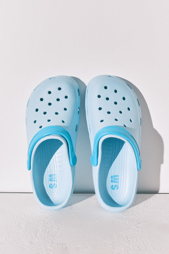 Blue rubber clog slippers