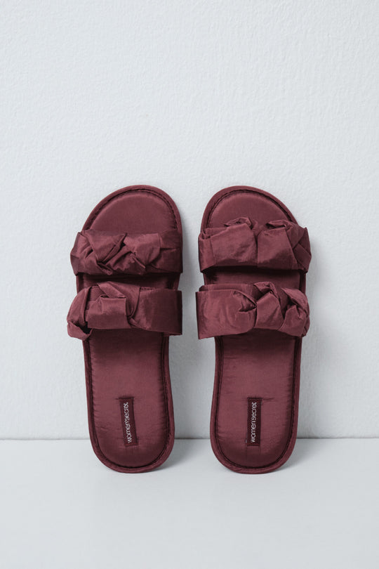 Puffer knot double strap slippers