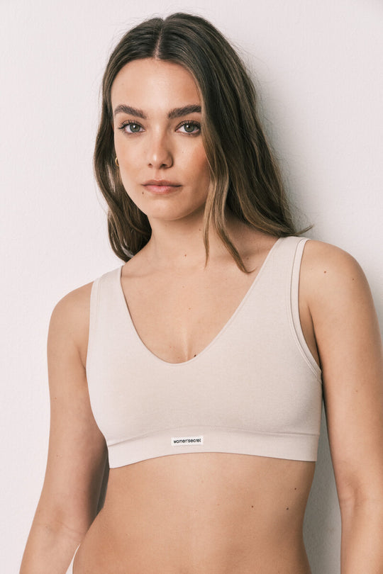 Beige seamless halterneck top