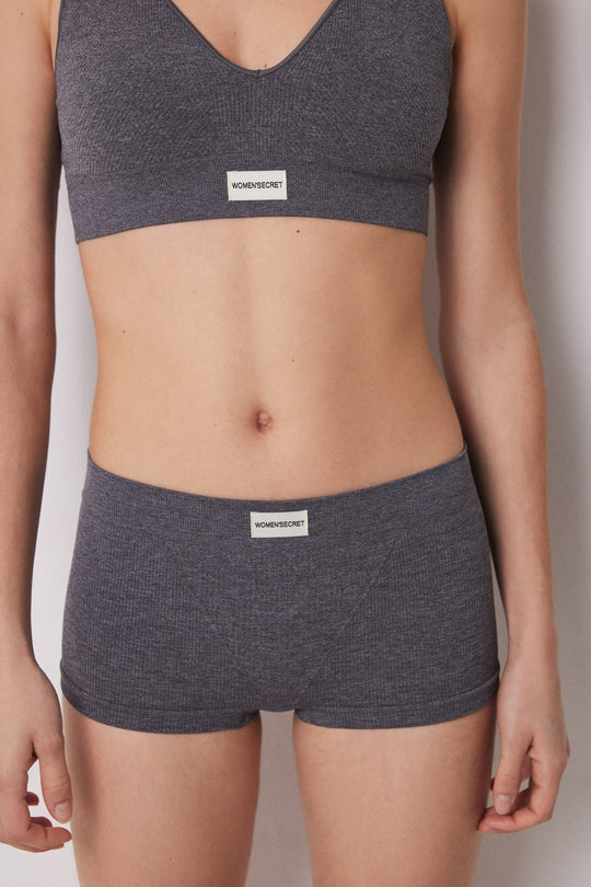 Seamless grey ribbed culottes