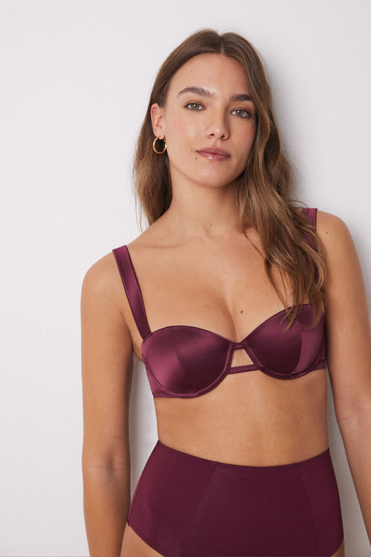 BEAUTIFUL classic padding and underwired bra in maroon