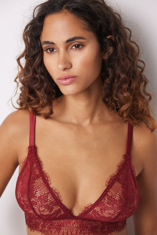 NATURAL triangle bra with burgundy lace